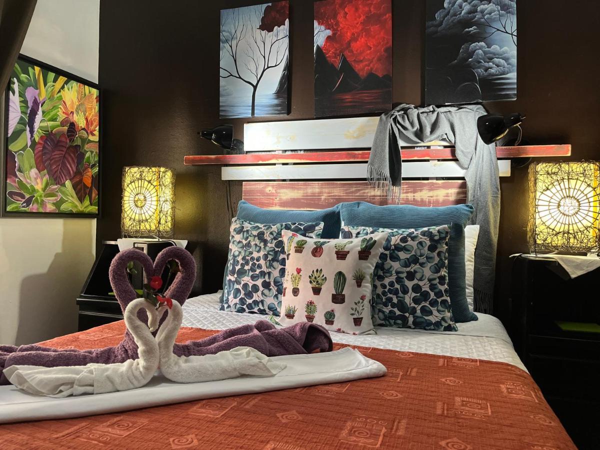 ケポス Sunrise House Bed & Breakfast エクステリア 写真