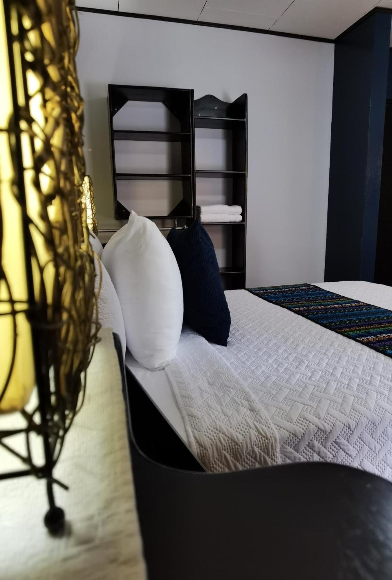 ケポス Sunrise House Bed & Breakfast エクステリア 写真