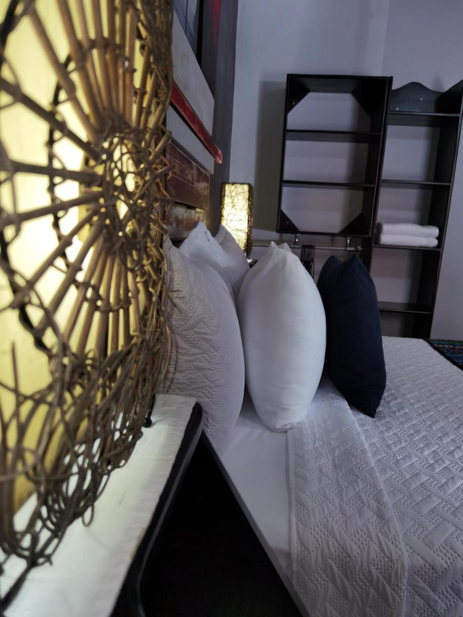 ケポス Sunrise House Bed & Breakfast エクステリア 写真