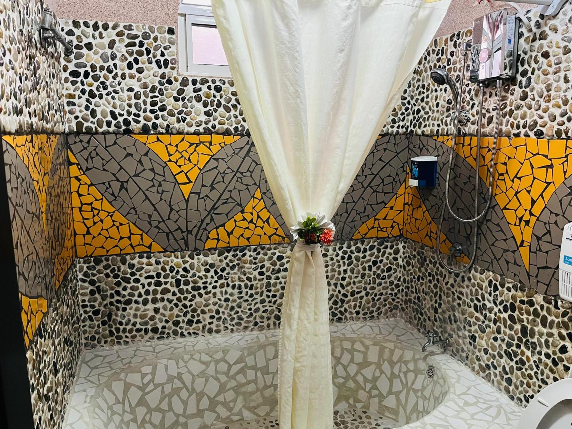 ケポス Sunrise House Bed & Breakfast エクステリア 写真