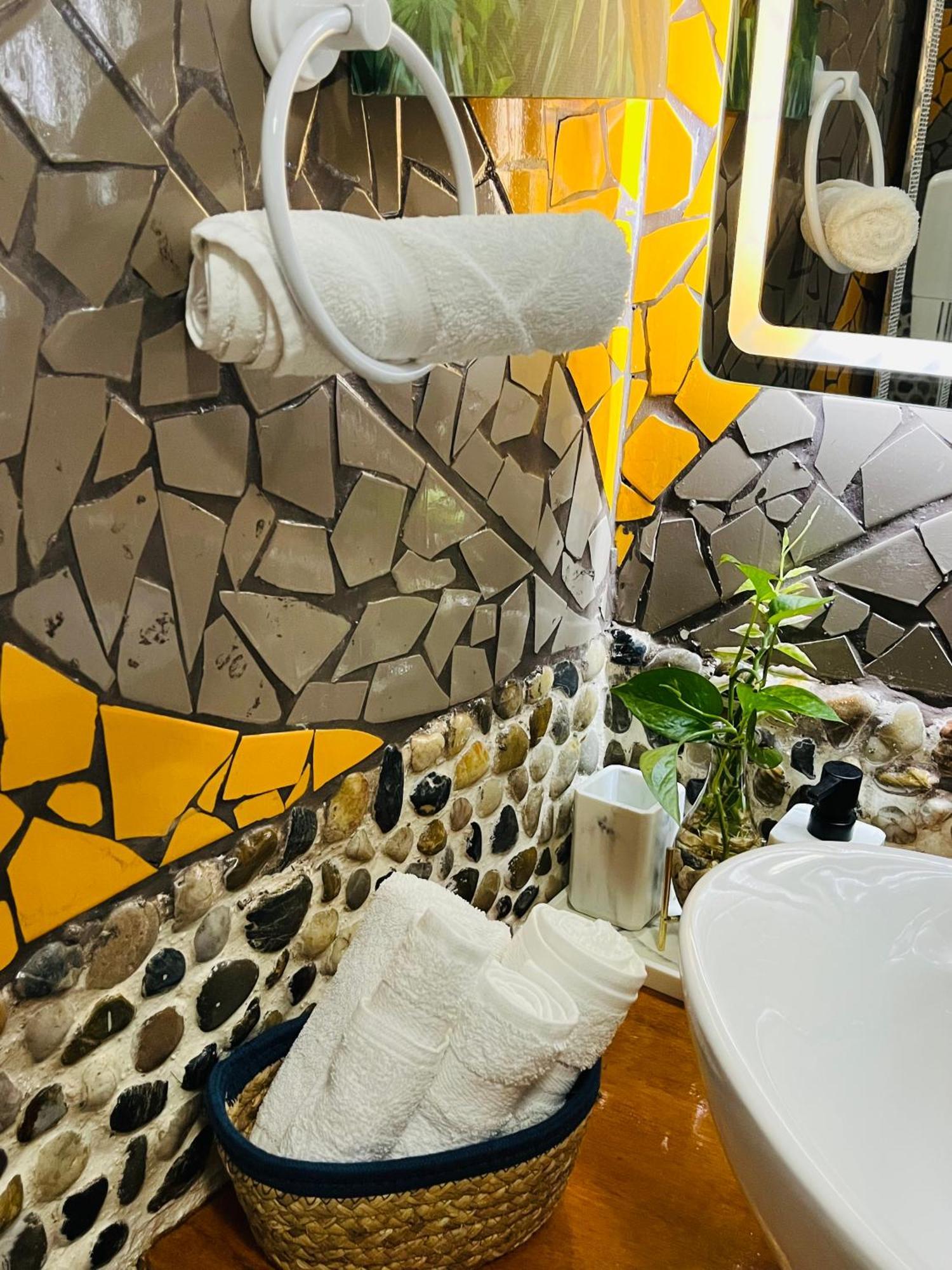 ケポス Sunrise House Bed & Breakfast エクステリア 写真